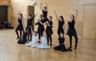 Tanz zur Musik aus dem Ballett Schwanensee